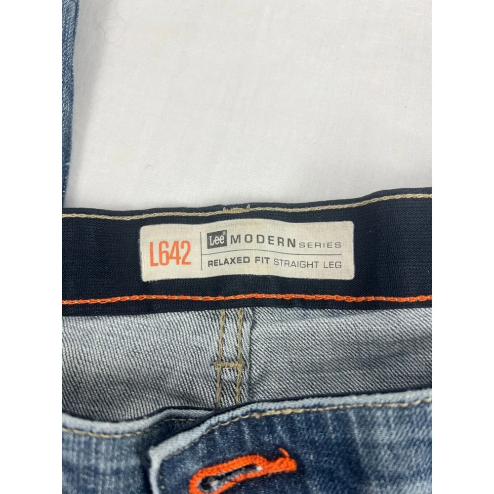 Men's LEE L642 Modern Series Relaxed Fit Straight Leg Jeans Size 46x30 Blue EUC - Picture 4 of 5